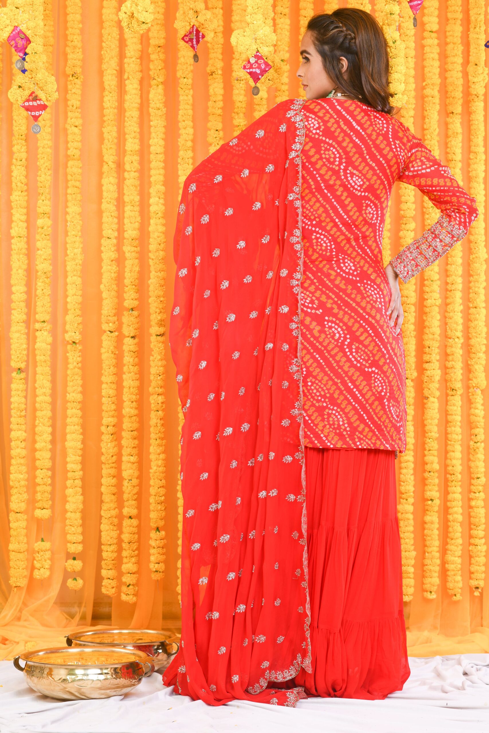 BANDHNI ZARDOZI SHARARA WITH HEAVY DUPATTA AND KURTAS - Image 2