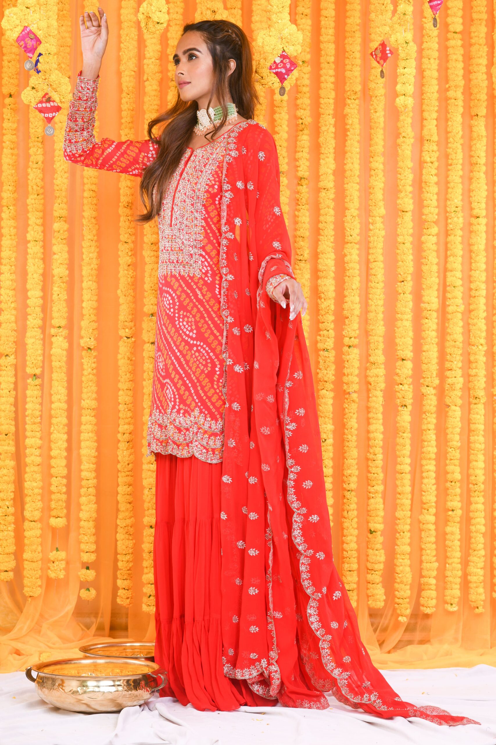 BANDHNI ZARDOZI SHARARA WITH HEAVY DUPATTA AND KURTAS - Image 4