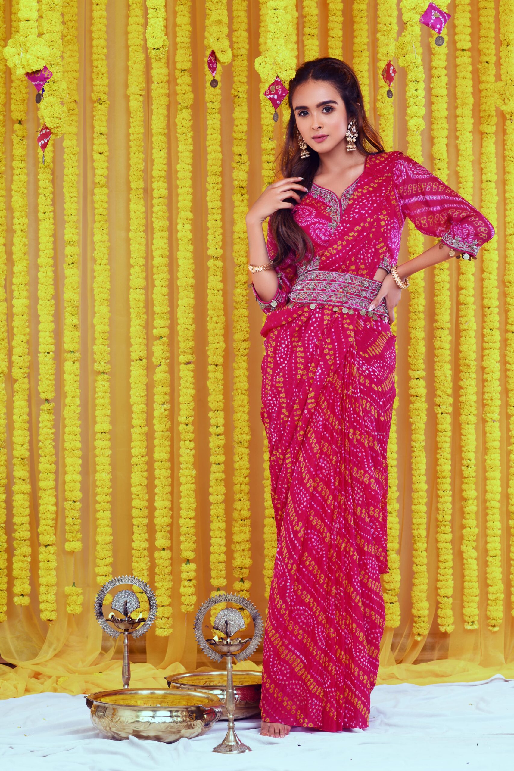 BANDHNI ZARDOZI EMBROIDERED BLOUSE AND READY TO WEAR SAREE WITH BELT . - Image 3