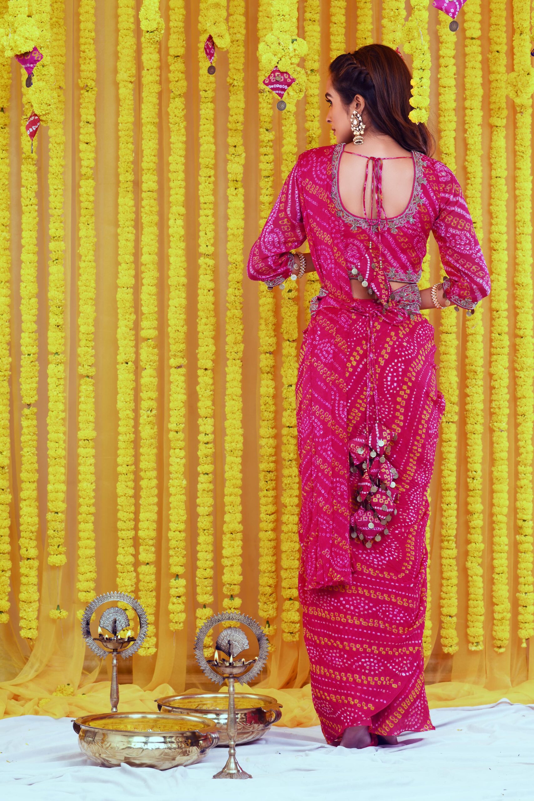 BANDHNI ZARDOZI EMBROIDERED BLOUSE AND READY TO WEAR SAREE WITH BELT . - Image 5