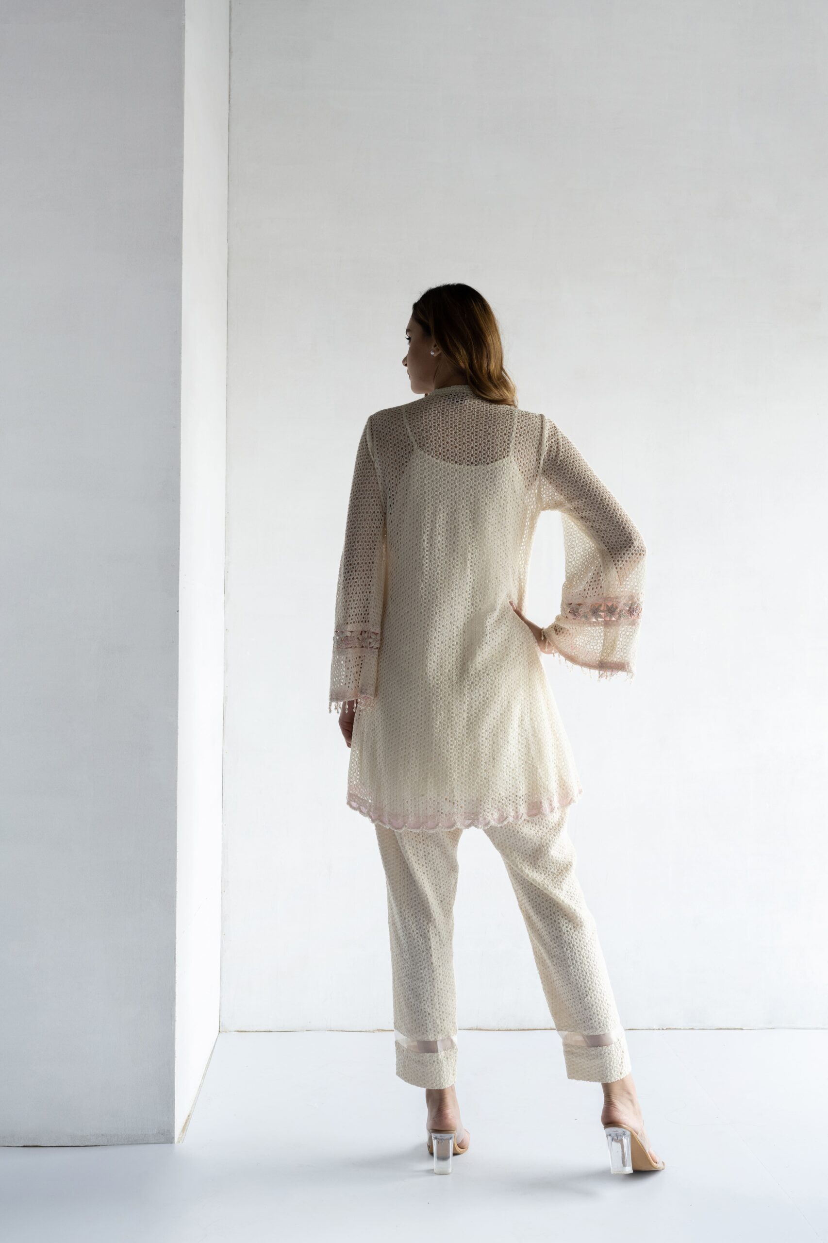 PINK-THREAD AND PEARL EMBROIDERY- CROCHET SHORT KURTA WITH PANT - Image 4