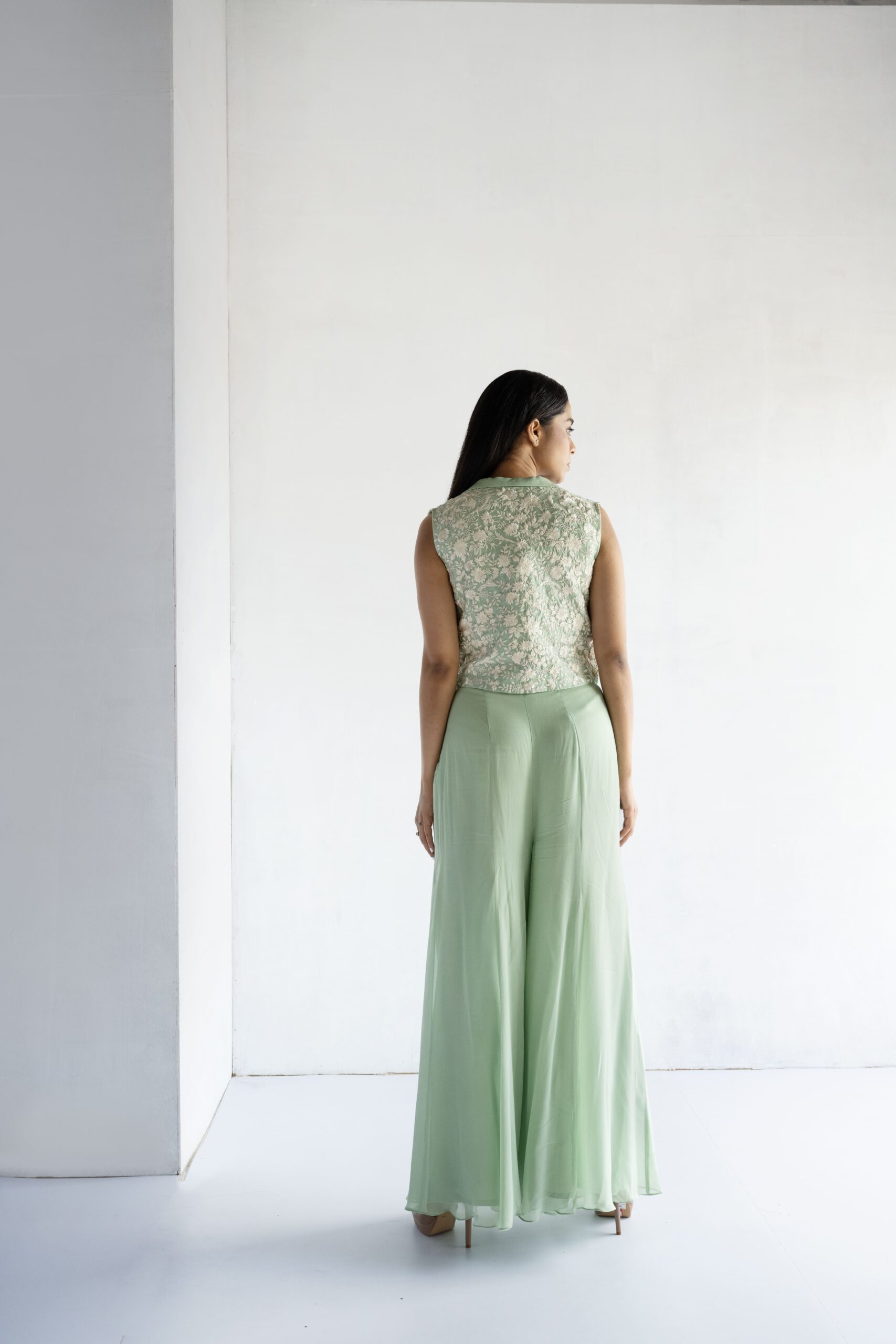 GREEN-THREAD EMBROIDERY -PURE CHANDERI AND GEORGETTE CROP TOP AND PLAZZO - Image 4